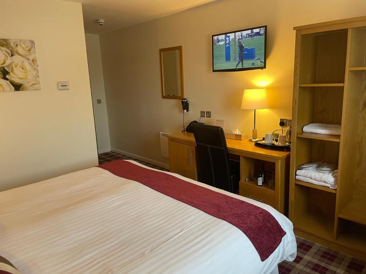 Hotel 19th Hole Hotel,